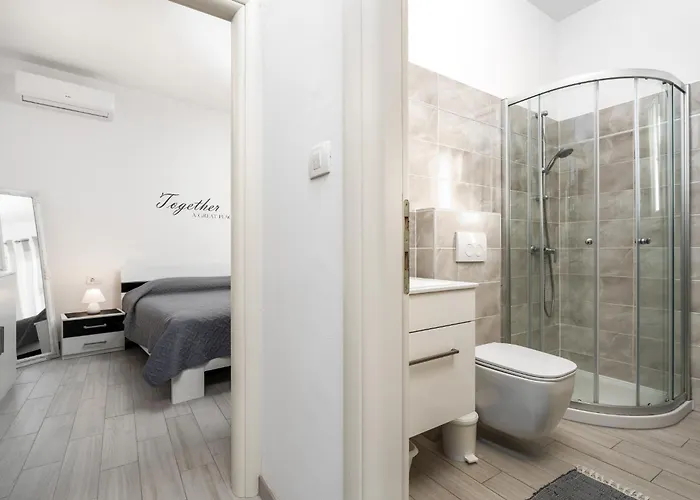 Astrid 1 By Briskva Apartament *
