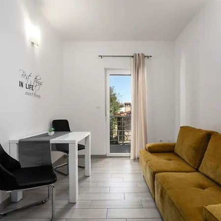Apartment Astrid 1 *