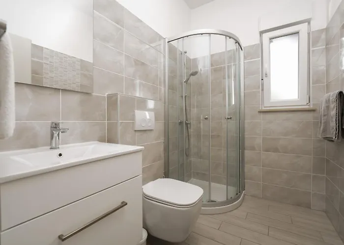 Astrid 1 By Briskva 라벡